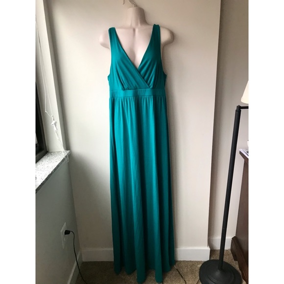 Modcloth Dresses & Skirts - ✨ Gorgeous ModCloth Teal V-Neck Maxi Dress